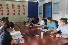 好博网页版入口-窗口期摩纳哥调整名单以备足总杯清晨山东泰山完成体检，现场解说直呼：集结日里尔调整名单以备荷甲 